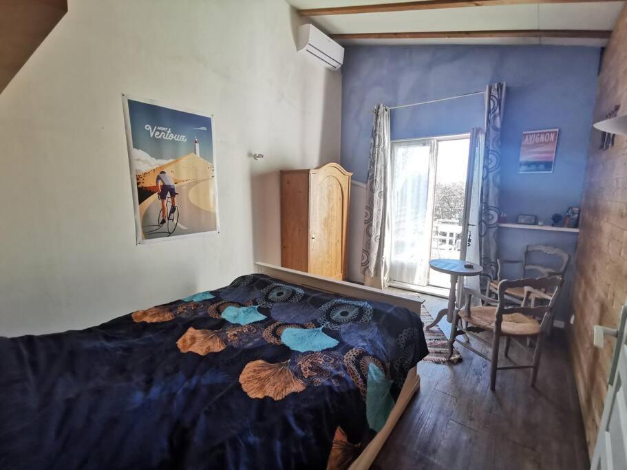 Entre Ventoux Et Luberon, Appartement Dans Maison. Malemort-du-Comtat Exterior foto