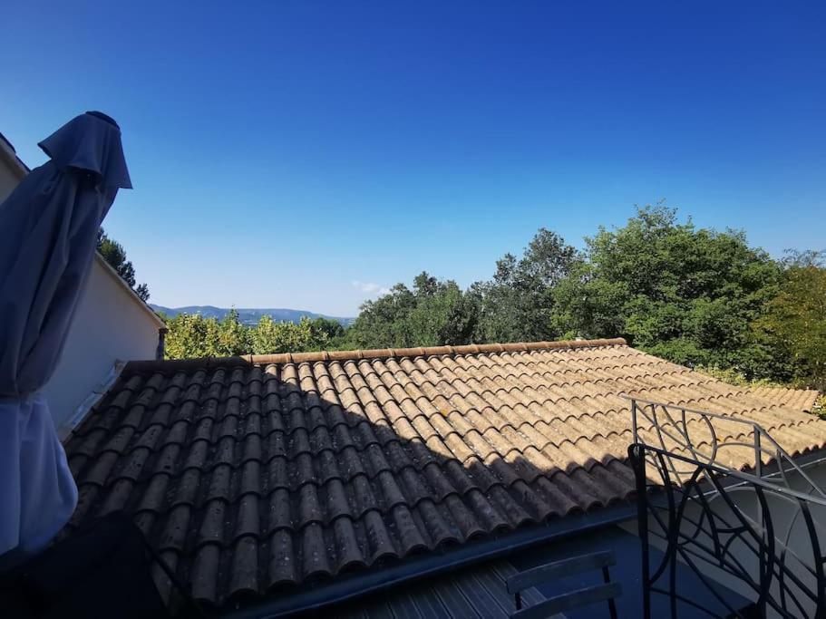 Entre Ventoux Et Luberon, Appartement Dans Maison. Malemort-du-Comtat Exterior foto